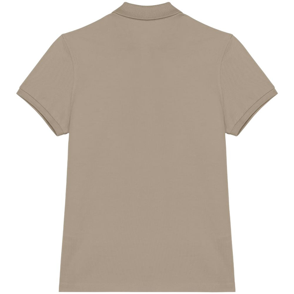 Dalmatiner Damen Poloshirt in Sandfarbe aus Bio Baumwolle mit gesticktem Dalmatiner Motiv von hinten