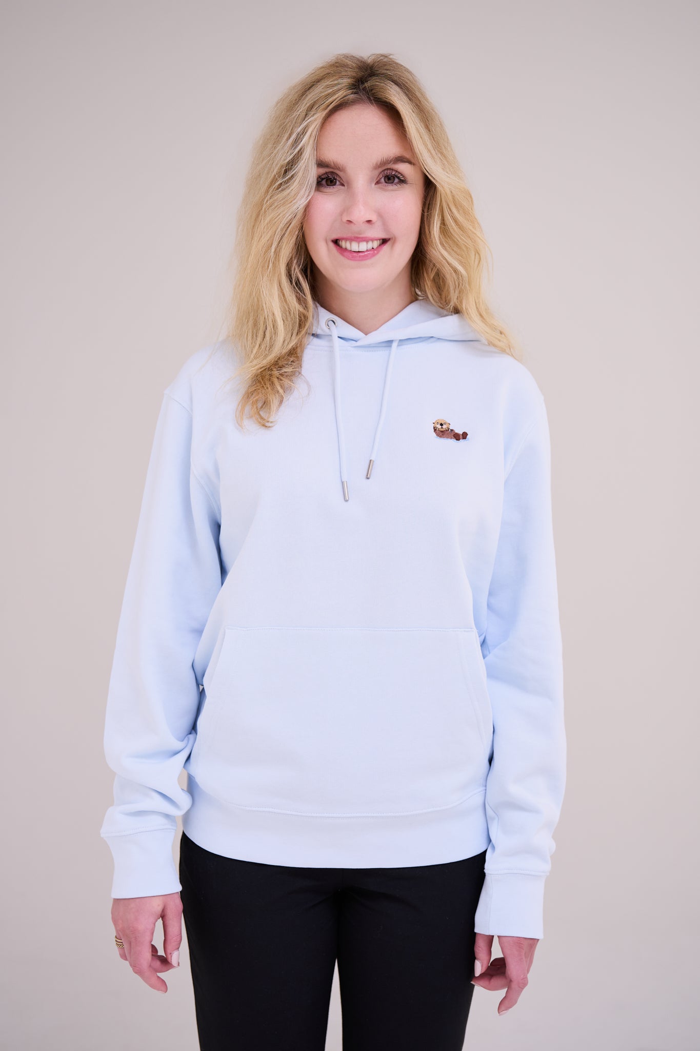Nachhaltiger Otter Pullover aus Bio-Baumwolle in hellblau schön