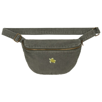 Heytoki Cord-Bauchtasche aus Bio-Baumwolle in Washed Organic Khaki mit gesticktem Schildkrötenmotiv