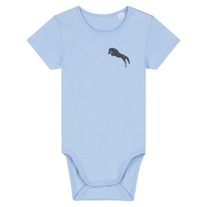 Heytoki Baby-Body aus Bio-Baumwolle in Blue Soul (Hellblau) mit gesticktem Pferdemotiv