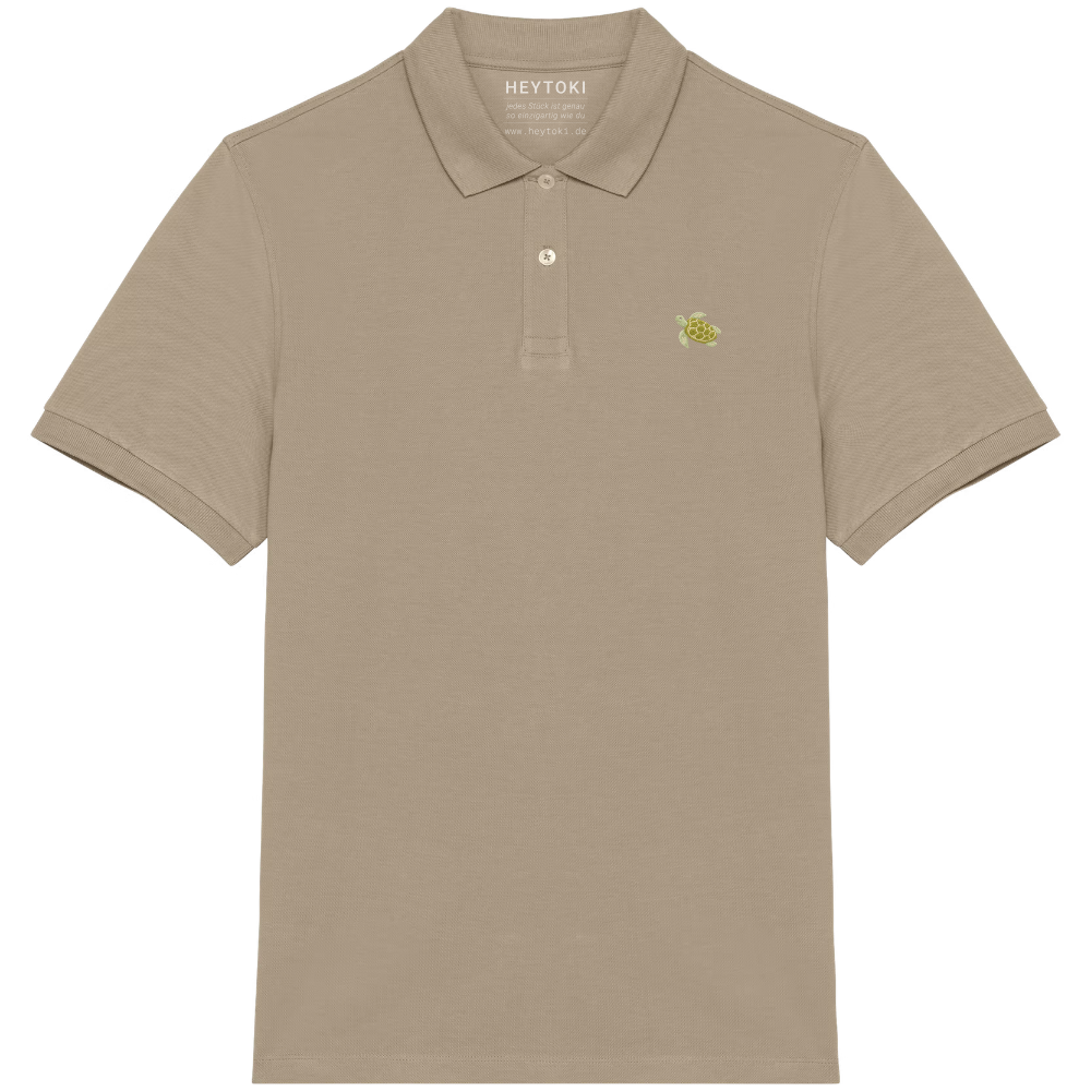 Heytoki Herren-Poloshirt aus Bio-Baumwolle in Sand mit gesticktem Schildkröten-Motiv