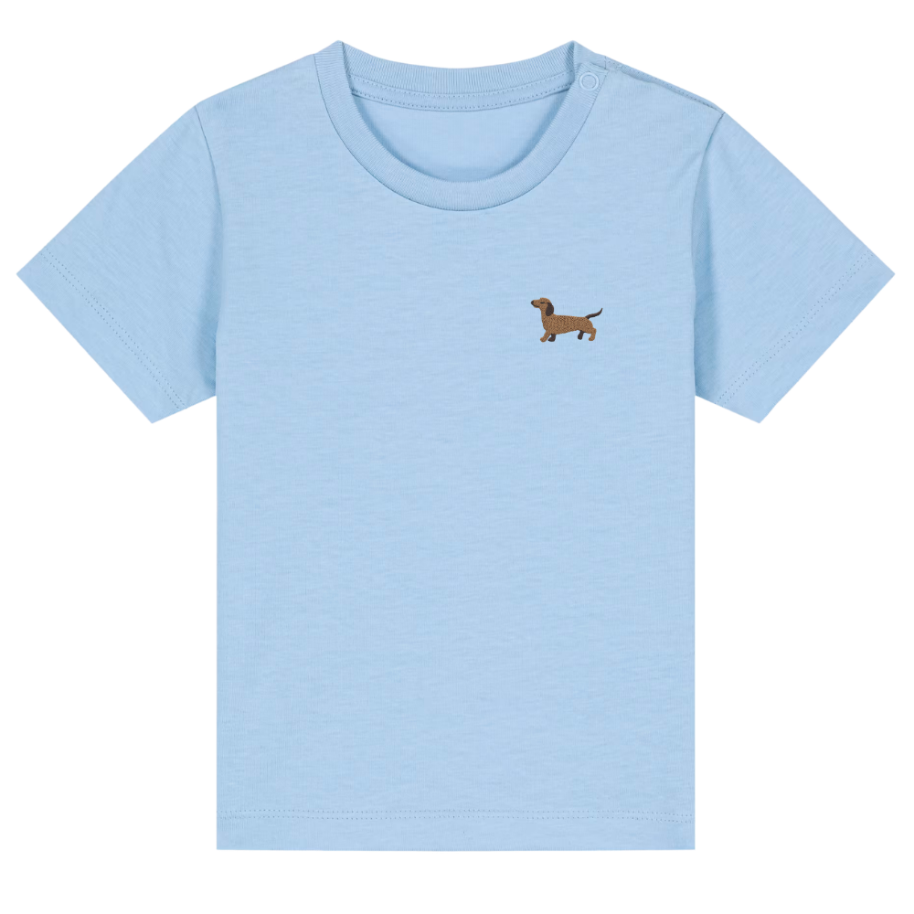 Heytoki Baby-T-Shirt aus Bio-Baumwolle in Blue Soul (Hellblau) mit gesticktem Dackelmotiv