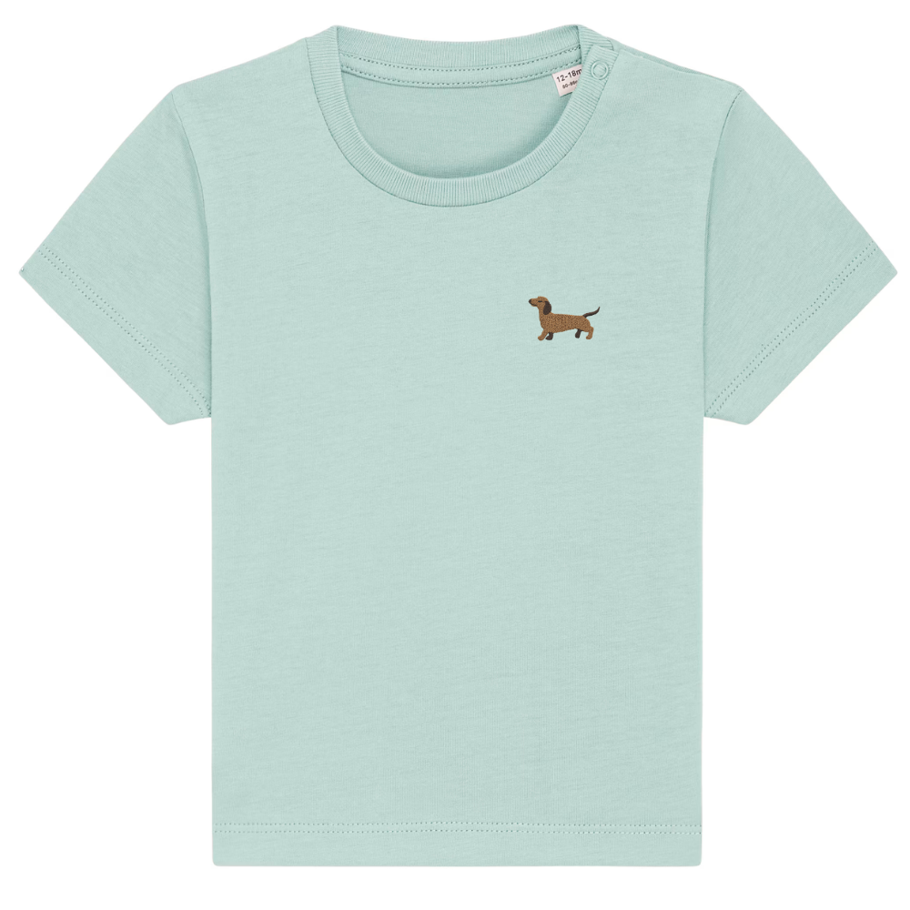 Heytoki Baby-T-Shirt aus Bio-Baumwolle in Caribbean Blue mit gesticktem Dackelmotiv