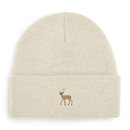 Hirsch-Beanie in Mandel mit gesticktem Hirsch-Motiv