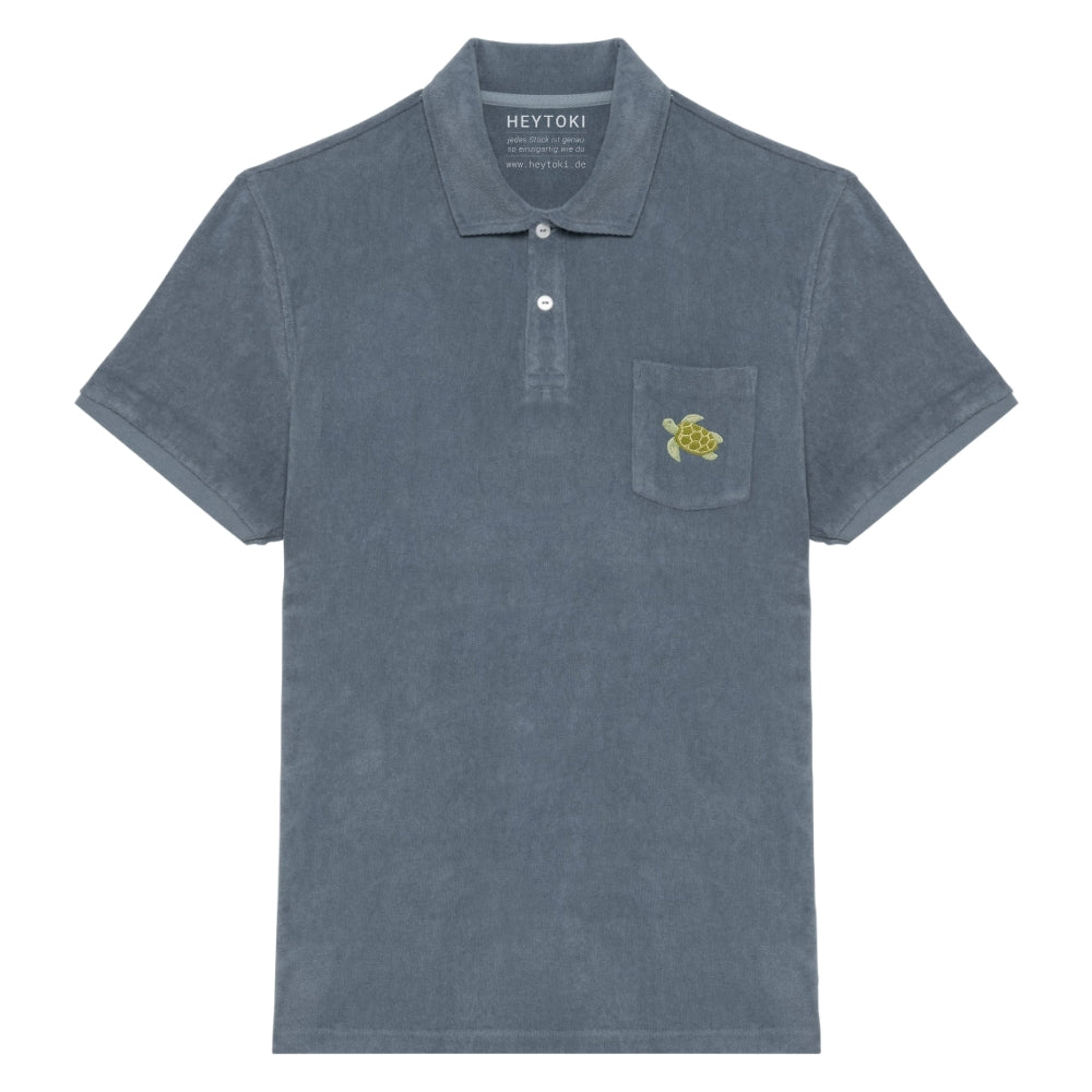 Anthrazitfarbenes Frottee Poloshirt für Herren aus Bio Baumwolle mit gestickter Schildkröte Nacho auf der Brust.